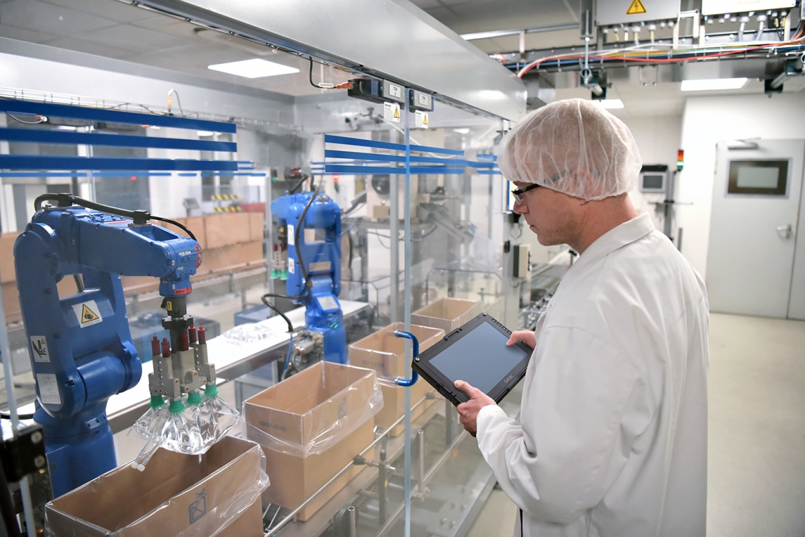 UX10 Industrial Manufacturing_1 UX10 Industrial Manufacturing_1